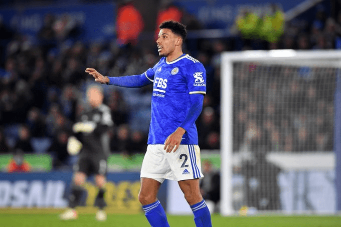 关于今晚体能课后,洛杉矶快船内部沟通备战英超,管理层满意,赛程密集仍需轮换的信息 关于今晚体能课后,洛杉矶快船内部沟通备战英超,管理层满意,赛程密集仍需轮换的信息